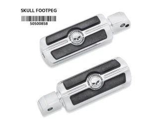 50500858 Skull teschio pedane pedalini cromati Harley passeggero Softail da 2018 - Foto 1 di 1