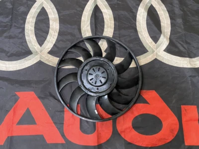 AUDI A7 A8 3.0L MOTOR RADIADOR VENTILADOR DE REFRIGERACIÓN CUBIERTA HOJA FABRICANTE DE EQUIPOS ORIGINALES 2012-2017 Foto 1 de 4