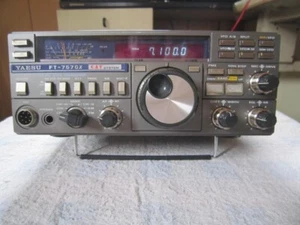 YAESU FT-757GX Compact HF Transceiver 500KHz~30MHz 100W - Zdjęcie 1 z 8