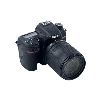 Nikon D7500 Kit 18-140 mm Digital SLR Kamera AF-S DX 20.9MP EXPEED 5-Prozessor - Bild 1 von 4