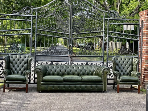 Vintage Antique English Green Tufted Leather Chesterfield Sofa And Chairs Set Cover