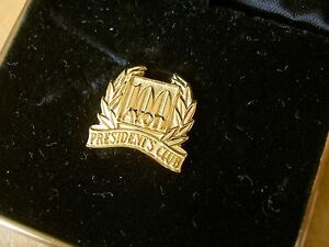 Nib 1986 Avon Award President'S Club 100 Gold Tone Lapel Tac Pin - Collectible!