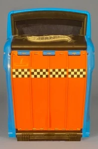 Vintage Hot Wheels Case-Way Too Fast Storage with Fold Out Ramp (Holds 20 Cars) - Picture 1 of 3