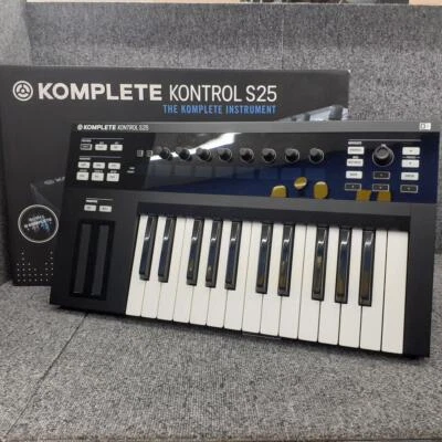 Native Instruments Komplete Kontrol S25 Midi Tastatur Guter Zustand Japan Used - Bild 1 von 4