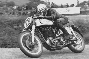 Norton Manx 30M 500cc factory racer Ray Amm 1952 Isle of Man Senior TT photo - Picture 1 of 1