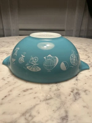 Rare Pyrex Hot Air Balloons Cinderella Dip Mixing Bowl #444 4 Quarts Turquoise - Image 1 of 4