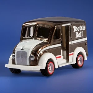 Tootsie Roll Divco Milk Truck Matchbox 2023 - Imagen 1 de 9