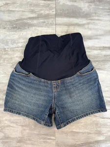 Isabel Maternity Shorts by Ingrid & Isabel Size 2 Midi Short Stretch Jean Blue - Picture 1 of 6