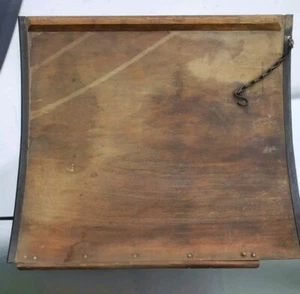 Máquina de coser Singer vintage madera doblada debajo del estante - Imagen 1 de 3