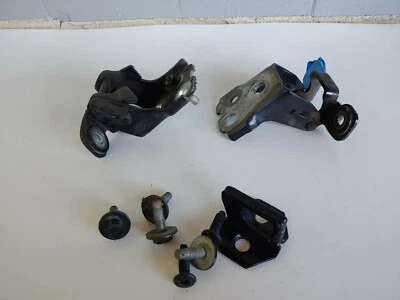 2009-2012 Lincoln MKS Door Hinge Black Set Upper Lower Driver Front  - Image 1 of 4