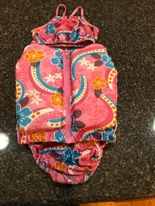 Kids Girls life jacket & 2 swimsuits Size 2-4 20-35 Lbs - Picture 1 of 12