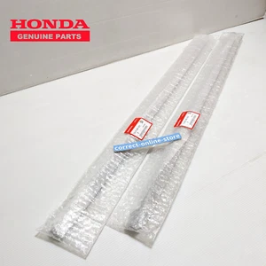 Window Door Molding Left/Right 72450-SR3-003 / 72410-SR3-003 Honda Genuine - Picture 1 of 1