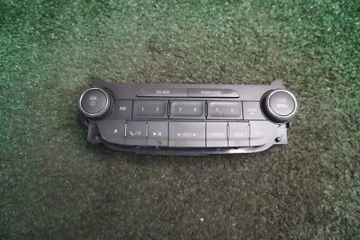Painel de controle CA 2013 2014 2015 CHEVROLET MALIBU TEMPERATURA FABRICANTE DE EQUIPAMENTO ORIGINAL 22880998 - Imagem 1 de 4
