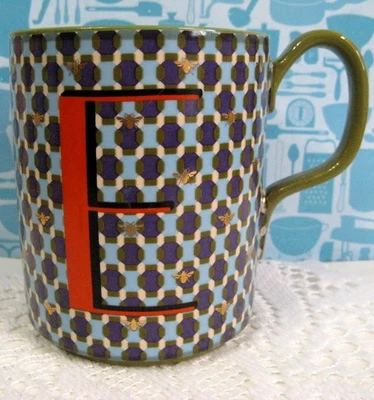 Taza Anthropologie Parker monograma letra E gres azul pequeño dorado abeja 14,8 OZ Foto 1 de 4