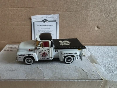 Camioneta pickup Ford F-100 1955 Matchbox YRS06-M CORONA ROJA SERVICIO DE CARRETERA Foto 1 de 4