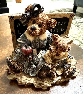 Vintage 1994 Boyd's Bears Miss Bruin and Bailey The Lesson Figurine Resin #2259 - Picture 1 of 8