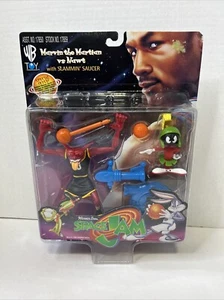 Space Jam Figures Marvin the Martian vs Nawt w Slammin' Saucer 1996 NEW Z4 - Picture 1 of 2