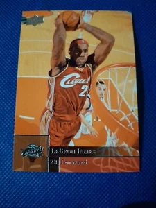 2009 LEBRON JAMES UPPER DECK NBA CARD #28 KING CLEVELAND CAVALIERS HEAT LAKERS - Picture 1 of 2