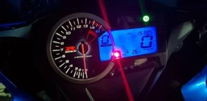 Blanco y Azul GSXR 1000 K9 - L6 LED Reloj Actualización Kit LightenUPgrade - Imagen 1 de 7