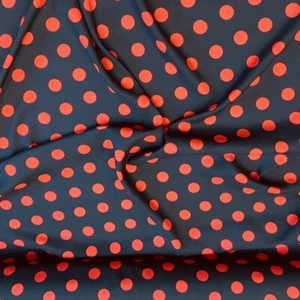 3 Metre Spot  Printed 100% Viscose Fabric   56 Wide Premium Quality Dress/Skirt - Picture 1 of 5
