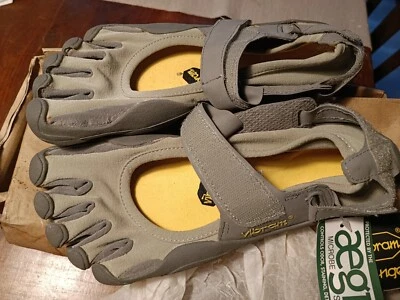 Vibram 5 fingers 5 dita taglia 40 unisex da corsa trekking palestra nuove - Imagen 1 de 4