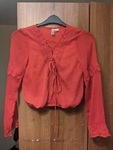 H&M Ladies Red Long Sleeve Gypsy Boho Style Cropped Blouse Top Size 6 Lace Trim - Picture 1 of 5