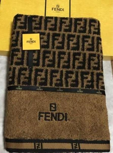 Toalla de baño Fendi 120 x 60 cm algodón zucca marrón 100 % sin caja nueva 47,2 × 23,6 pulgadas - Imagen 1 de 3