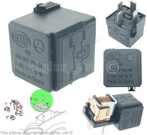 A0025421319 Mercedes-Benz E M S R V SL Class 4-Pin Black Relay Hella 4RA00779100 - Picture 1 of 11