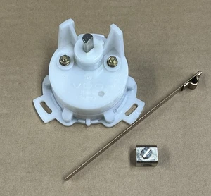 Sensor indicador timón estación única barco VDO 440 003 ~ 12/24v ~ 10-180 ohmios - Imagen 1 de 5
