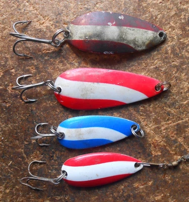 LOTE DE 4 CUCHARAS DE PESCA LLAMADAS DEVLE DOG 2700, MISTER TWISTER, WIGLY IKE 40 Foto 1 de 4