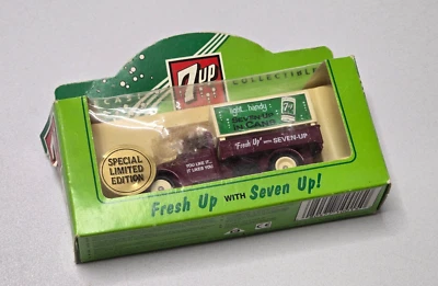 Lledo No 70003 - 7up - Ltd Edition Model Of A 1939 Maroon Ford Canvas Back Truck - Image 1 of 4