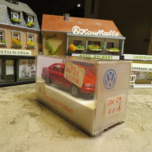Wiking H0 1:87 VW Passat berlina 3A tipo B4 GL mod. Rosso ciliegia 1993 nuovo imballo originale - Foto 1 di 3