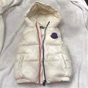 Moncler Girls Puffer Quilted Down Vest Ivory 28648 - Picture 1 of 14