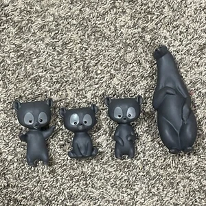2011 Mattel Disney Pixar BRAVE TRANSFORMING TRIPLETS Queen Bears Only Lot - Picture 1 of 5