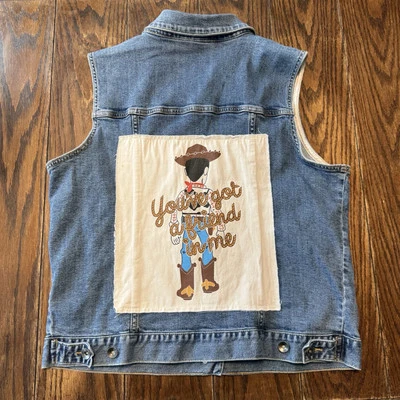 Disney Toy Story You’ve Got A Friend In Me Chaqueta Jean Sin Mangas Juvenil XL Andy Foto 1 de 4