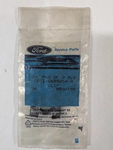Ford Mustang Foxbody 1983-1988 techo portaequipajes clips D9zz-6655054-A - Imagen 1 de 2