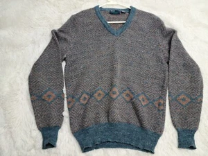 Arrow Blazer Collection Mens M Geometric Pattern V Neck Acrylic Sweater VTG - Picture 1 of 4