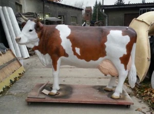 Melkkuh lebensgroß 3D😉Skulptur Tierfigur Deko Garten Kuh Deko 19L Tank HAEIGEMO - Picture 1 of 6