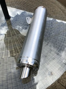 Suzuki GSXR600 Exhaust silencer 29G0 - Picture 1 of 8