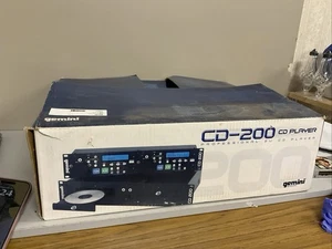 GEMINI CD 200 SYSTEM DJ Setup - Control Unit & Dual CD Player - - Picture 1 of 2