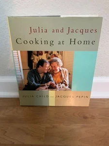 Julia and Jacques Cooking at Home ✎ SIGNED by BOTH Julia Child & Jacques Pepin - Imagen 1 de 4