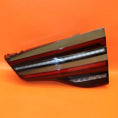 BMW X3 TAIL LIGHT LIFT GATE RIGHT PASSENGER 2022 2023 2024 63239463056 OEM - Image 1 of 4