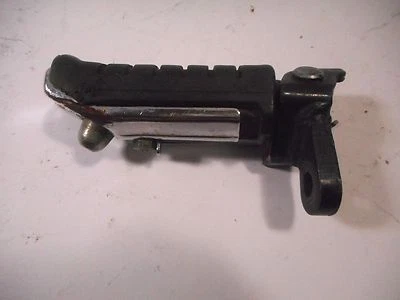 BARRA ESTRIBA DERECHA PRINCIPAL HONDA VF700S 50612-MB0-000 VF 700S SABLE 84 Foto 1 de 4