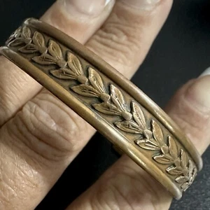 SCHÖNES VINTAGE ROBUSTES MANSCHETTENARMBAND AUS MASSIVEM KUPFERBLATT-DESIGN AUS NACHLASS 7,25" - Bild 1 von 24