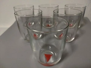 6 x Apollinaris Design Glas rotes Dreieck Gläser, Walking & Chair Design, Neu - Bild 1 von 6