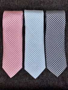 Vineyard Vines VINEYARD WHALE Silk Twill Tie - Picture 1 of 10