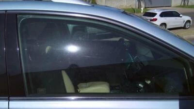 Lexus RX350 2010-2011 lado del pasajero puerta delantera derecha vidrio/ventana Foto 1 de 4