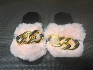 Women's Fuzzy Open-Toed Slippers Size 12-13 - Picture 1 of 2
