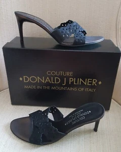 Neu im Karton Vintage Couture Donald J. Pliner ~ Damenschuhe 8M schwarze hochhackige Sandalen ~ 190 $ ~ Italien - Bild 1 von 7