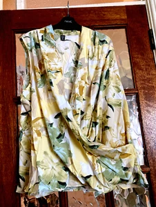 BNWOT Ladies SHEIN CURVE Saffron YELLOW & Olive GREEN DRAPEY Front Blouse 2XL - Picture 1 of 4